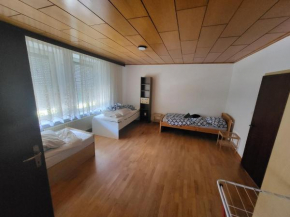 Monteurwohnung für7-8 Personen